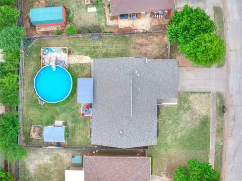 View/Area - 1325 NW 9th St, Moore, OK 73170 photo 1 of 1