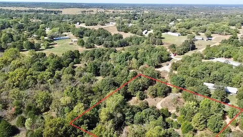 7801 142nd St, Noble, OK 73068