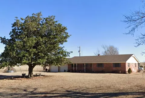 33125 Square Top Rd, Anadarko, OK 73005