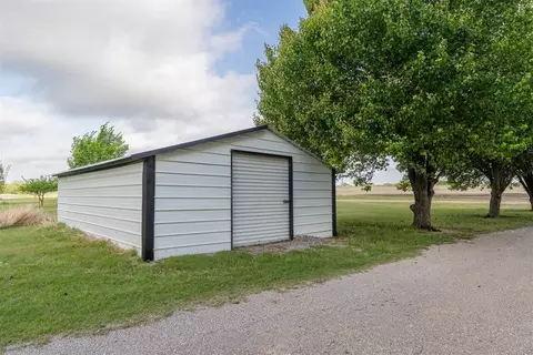 Other - 5485 Primrose Ln, Davis, OK 73030 photo 1 of 7