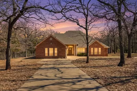 701 Turtle Creek Rd, Tecumseh, OK 74873