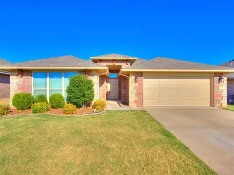 1104 Hickory Creek Dr, Yukon, OK 73099