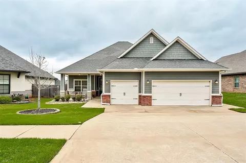 1313 Atalon Dr, Moore, OK 73160