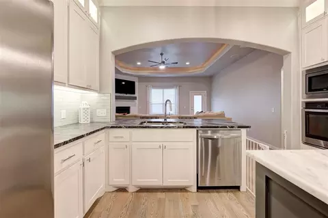 Kitchen - 1313 Atalon Dr, Moore, OK 73160 photo 5 of 6