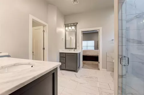 Bath - 1313 Atalon Dr, Moore, OK 73160 photo 4 of 7