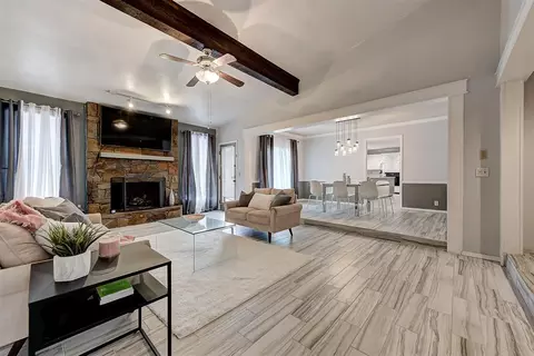 Living - 3109 Eagle Crest Rd, Edmond, OK 73013 photo 1 of 1
