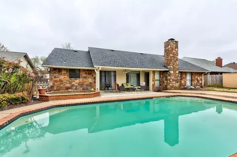 3109 Eagle Crest Rd, Edmond, OK 73013