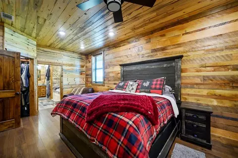 Bedroom - 443175 E 1970 Rd, Ringold, OK 74754 photo 1 of 3