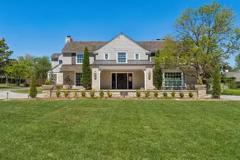 1609 Elmhurst Ave, Nichols Hills, OK 73120