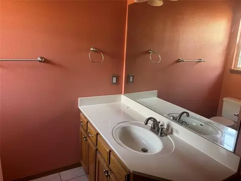 Bath - 414 E Kirk St, Perkins, OK 74059 photo 5 of 5