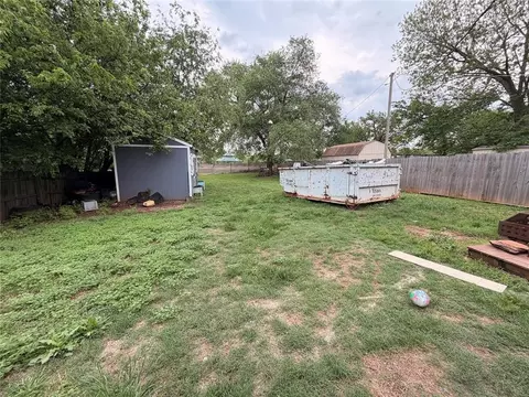 Exterior - 511 S 7th St, Noble, OK 73068 photo 1 of 4