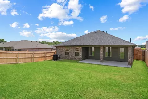 Exterior - 3918 Eureka Dr, Norman, OK 73069 photo 5 of 5