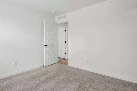Bedroom - 3918 Eureka Dr, Norman, OK 73069 photo 4 of 8