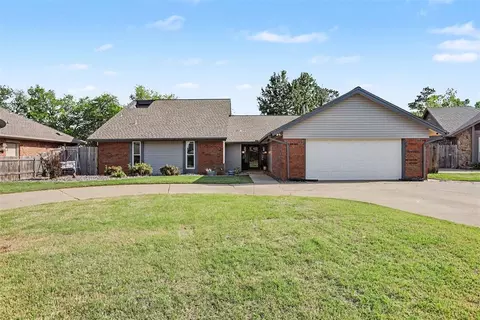 744 SW 101st St, Oklahoma City, OK 73139