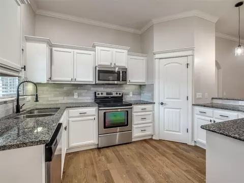17308 Serrano Dr, Oklahoma City, OK 73170