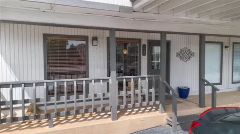 5912 W Hefner Rd #5, Oklahoma City, OK 73162