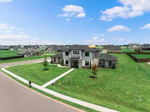 2387 NW 225th St, Edmond, OK 73025