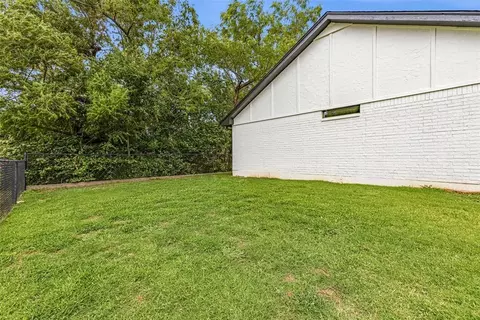 Other - 605 Cinnamon Dr, Edmond, OK 73003 photo 6 of 8