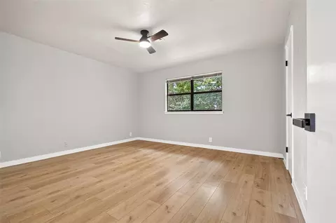 Bedroom - 605 Cinnamon Dr, Edmond, OK 73003 photo 1 of 7