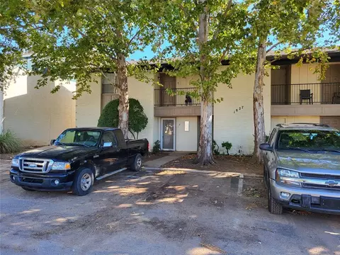 1827 E Lindsey St #3, Norman, OK 73071