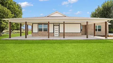 12624 E Hefner Rd, Jones, OK 73049