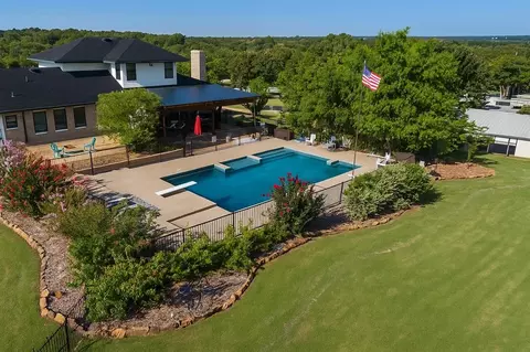 7941 E Sorghum Mill Rd, Edmond, OK 73034