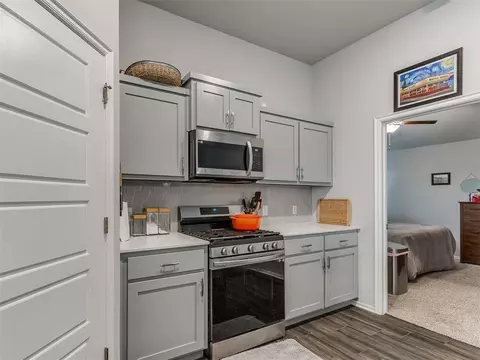 Kitchen - 3700 Central Park Dr, Moore, OK 73160 photo 4 of 7