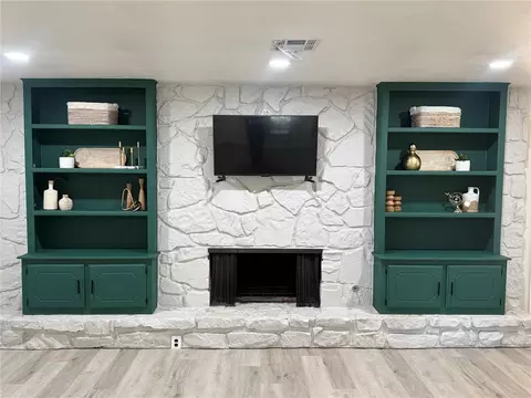 8305 NW 115th St, Oklahoma City, OK 73162