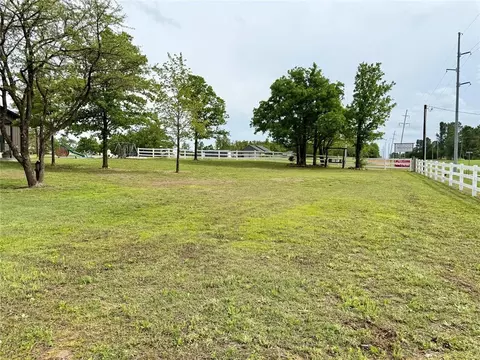 Exterior - 484 S Arena Rd, Mcloud, OK 74851 photo 3 of 11