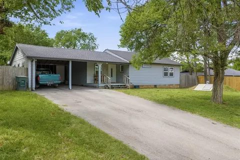 313 S Montie Ave, Pauls Valley, OK 73075