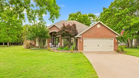 4586 Willowbrook Ln, Edmond, OK 73034