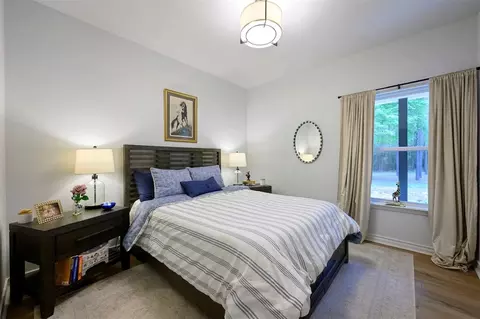 Bedroom - 8 Tigerfish Loop, Broken Bow, OK 74728 photo 6 of 11