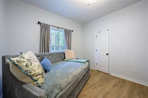 Bedroom - 8 Tigerfish Loop, Broken Bow, OK 74728 photo 11 of 11