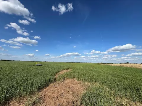 E Carrier Road, Garber, OK 73738 photo 9