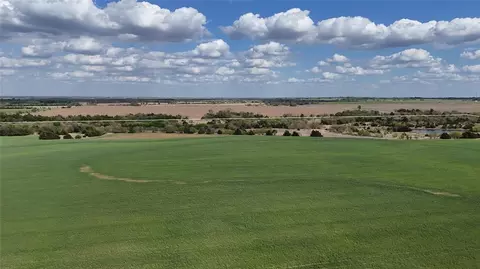 E Carrier Road, Garber, OK 73738 photo 3
