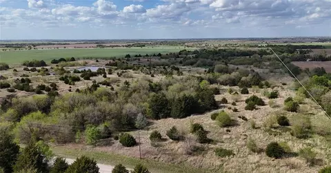 E Carrier Road, Garber, OK 73738 photo 2