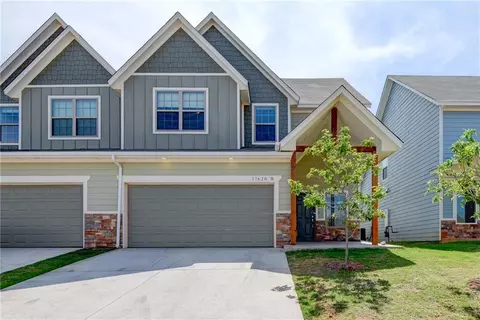 17620 Hampton Park Drive Apt A B Dr #A + B, Edmond, OK 73012