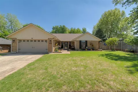 2712 Rolling Hills Ter, Edmond, OK 73012