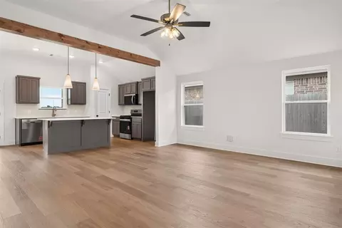 Living - 3711 Eureka Dr, Norman, OK 73069 photo 1 of 3