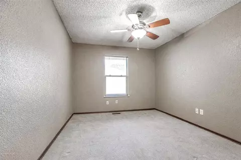809 Lakeside Cir, Edmond, OK 73012 photo 33