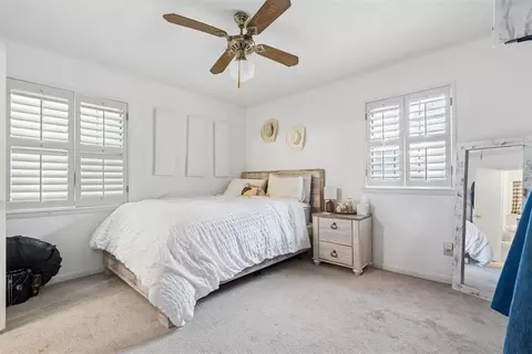 Bedroom - 910 Mccall Dr, Norman, OK 73072 photo 8 of 9