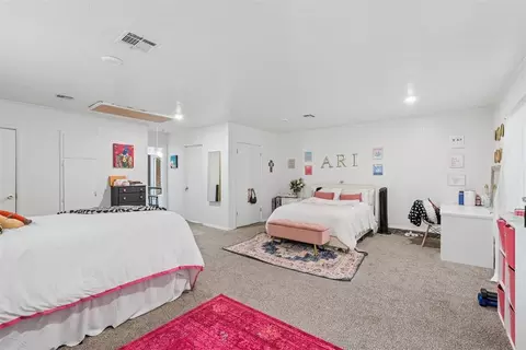 Bedroom - 910 Mccall Dr, Norman, OK 73072 photo 3 of 9