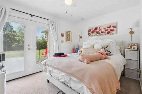 Bedroom - 910 Mccall Dr, Norman, OK 73072 photo 1 of 9
