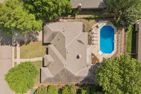 3909 Low Mdw, Edmond, OK 73003