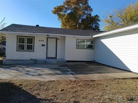 1809 W Willow Ave, Duncan, OK 73533