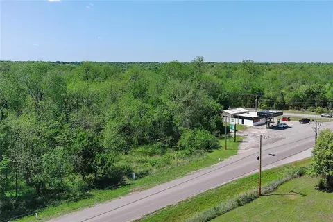 9015 S Harrah Rd, Newalla, OK 74857
