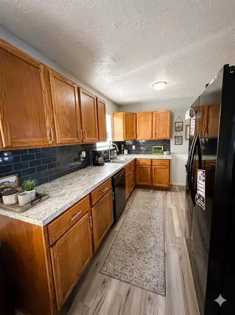 Kitchen - 1017 Coe St, Altus, OK 73521 photo 1 of 1