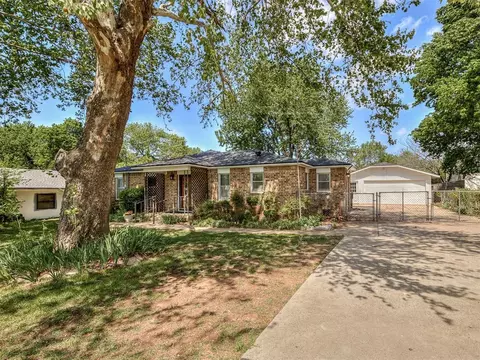 1019 Etowah Rd, Noble, OK 73068