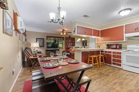 Dining - 17 Halibut Bay Rd, Broken Bow, OK 74728 photo 2 of 2