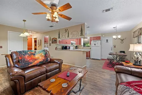 Living - 17 Halibut Bay Rd, Broken Bow, OK 74728 photo 4 of 5